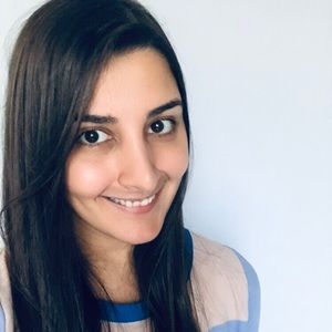 Meet your Posher, Maria